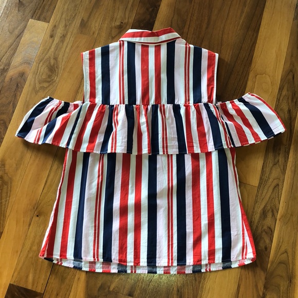 💕TRENDY TOP💕 - Picture 3 of 7